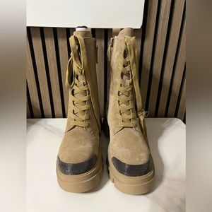 Women’s Br*nello ankle leather suede shoes size 9